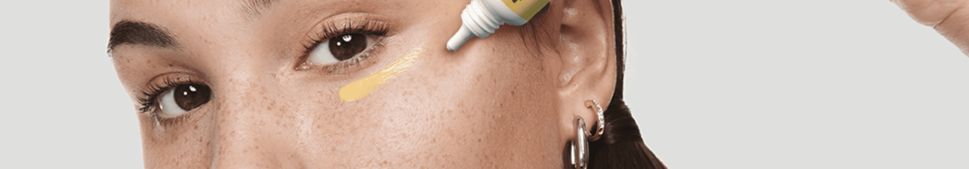 Banner Artículo ¿Cómo quitar las ojeras oscuras?